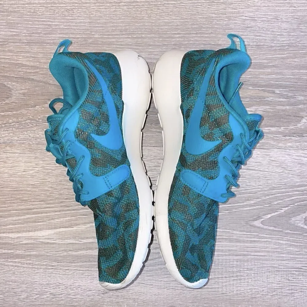 Nike Roshe One KJCRD Women’s Size 8 Military Green Emerald 705217-310 Sneaker